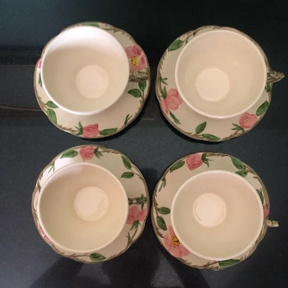 Vintage Franciscan Desert Rose Fine China 4 Cups & Saucers Pink Roses - Picture 3 of 6